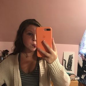 Meet your Posher, Hailey